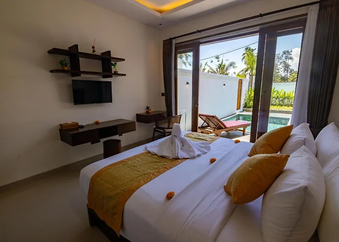 The Tjindra Mata 2 Bedroom Private Pool Ubud ベッド・アンド・ブレックファスト 4*