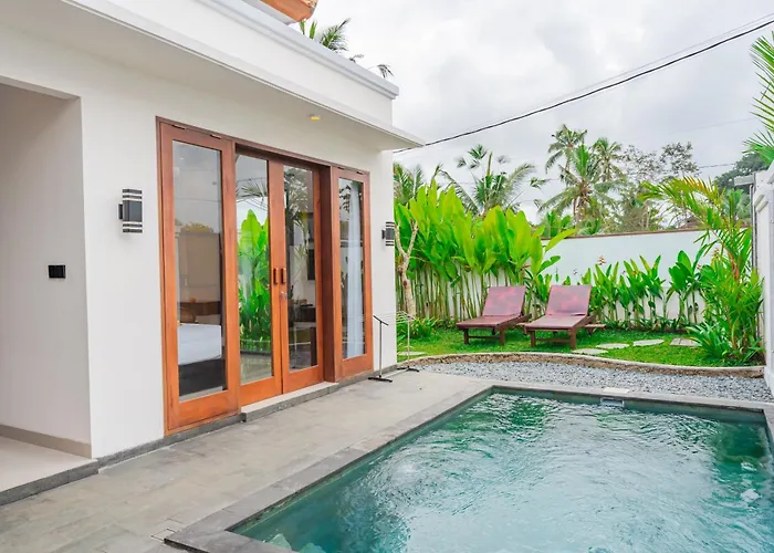 ベッド・アンド・ブレックファスト The Tjindra Mata 2 Bedroom Private Pool Ubud パヤンガン