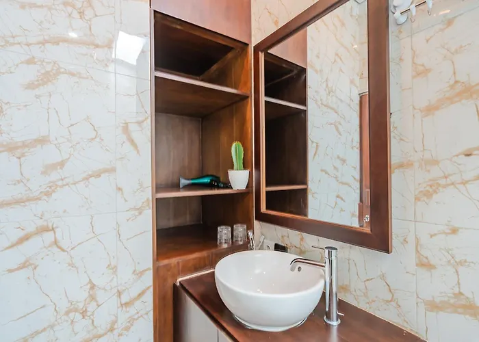 ベッド・アンド・ブレックファスト The Tjindra Mata 2 Bedroom Private Pool Ubud 4*