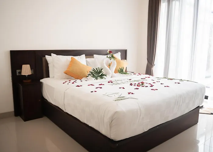The Tjindra Mata 2 Bedroom Private Pool Ubud ベッド・アンド・ブレックファスト