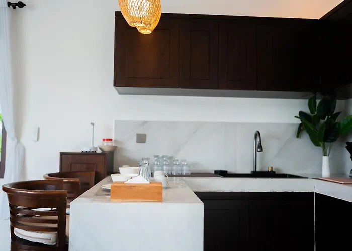 The Tjindra Mata 2 Bedroom Private Pool Ubud ベッド・アンド・ブレックファスト パヤンガン