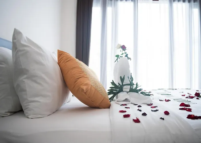 ベッド・アンド・ブレックファスト The Tjindra Mata 2 Bedroom Private Pool Ubud 4*